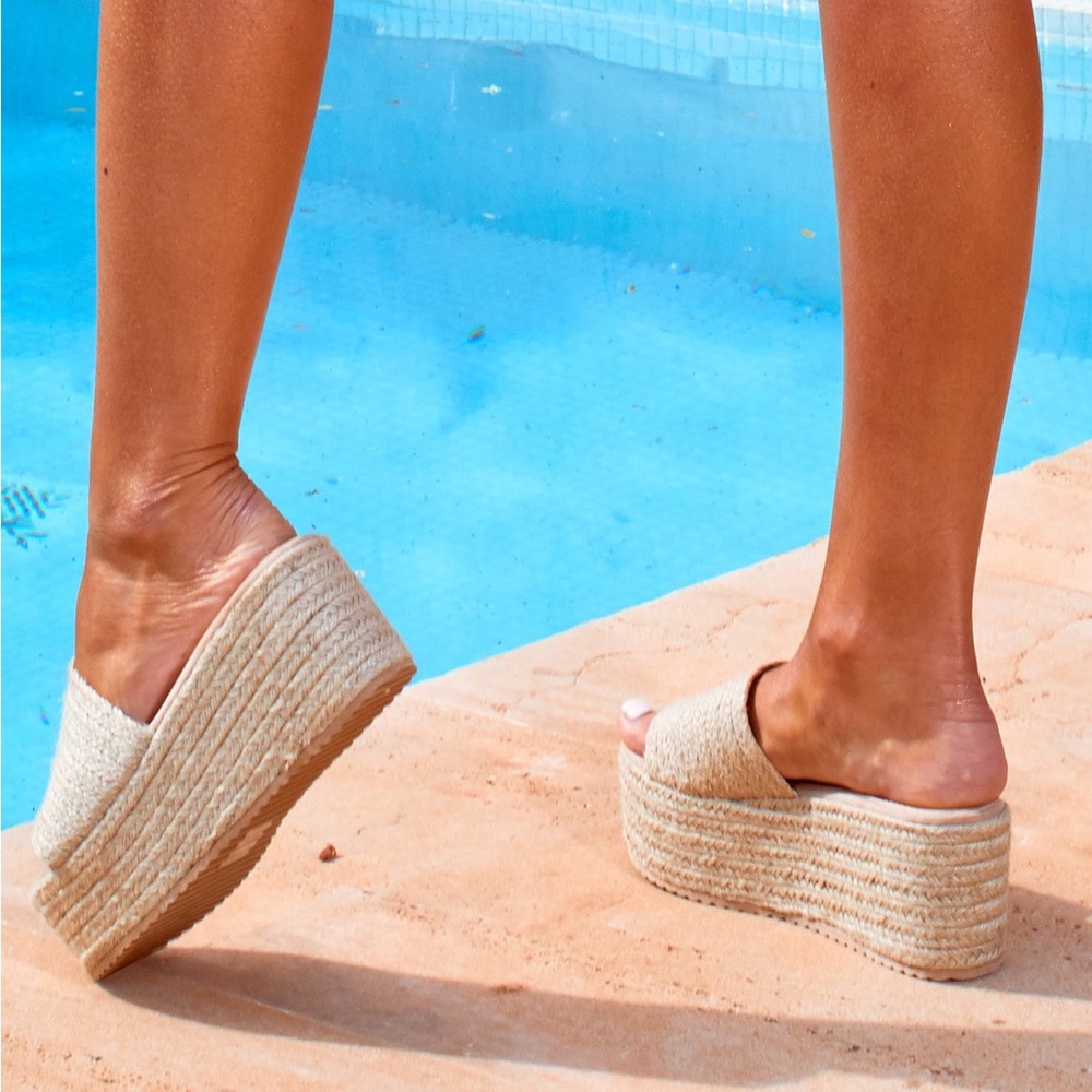 PrettyLittleThing Natural Beige Raffia Platform Espadrille Mules